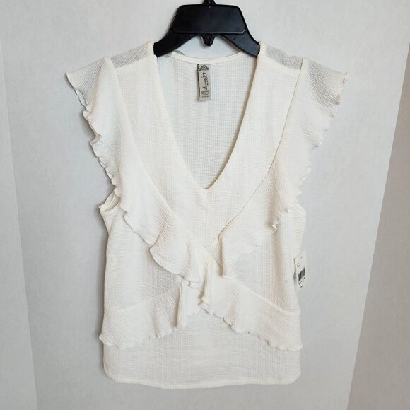 NWT American Rag Top Size Medium White Egret Ruffle V-Neck Sleeveless - Picture 9 of 9